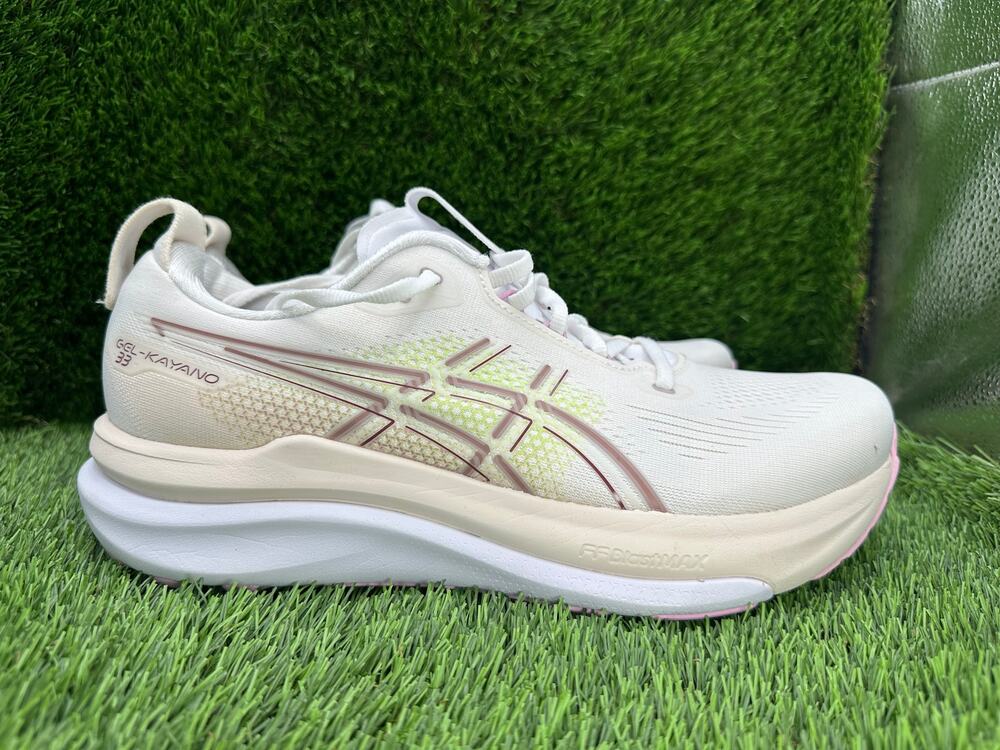 Asics Gel-Kayano 33 1012B939 Athletic Sneaker Women's 10 White Mesh Training Gym